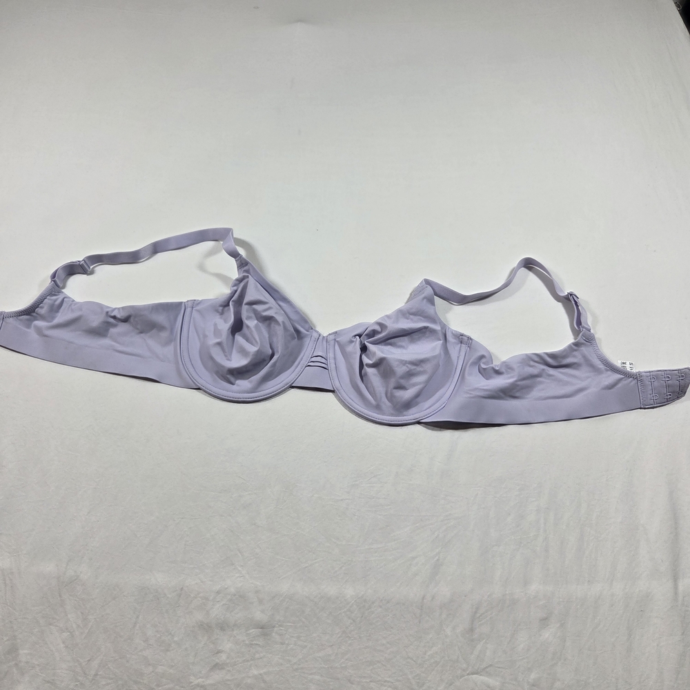 Wacoal Light Lavender Underwire Bra 38C Adjustable Straps Smooth Fabric
